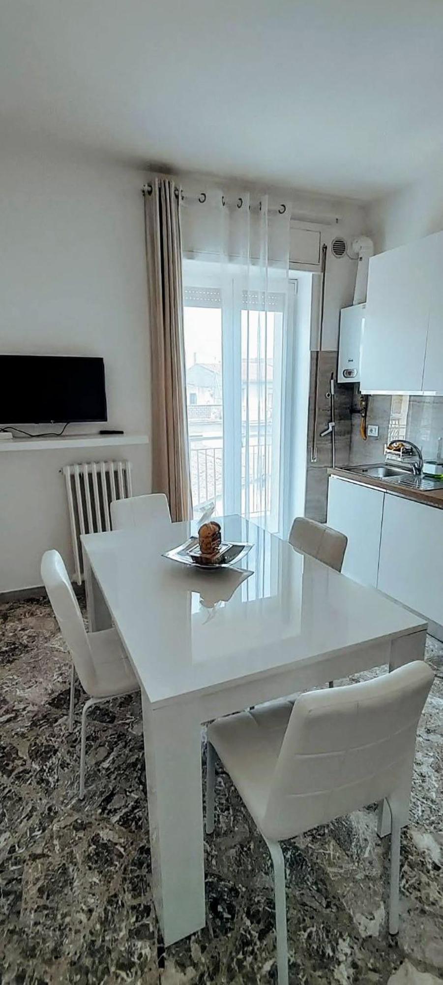 Angela'S Apartment. Elegant Two Bedroom House In Irsina Dış mekan fotoğraf